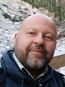 Zdjęcie portretowe Pawła Kapusty